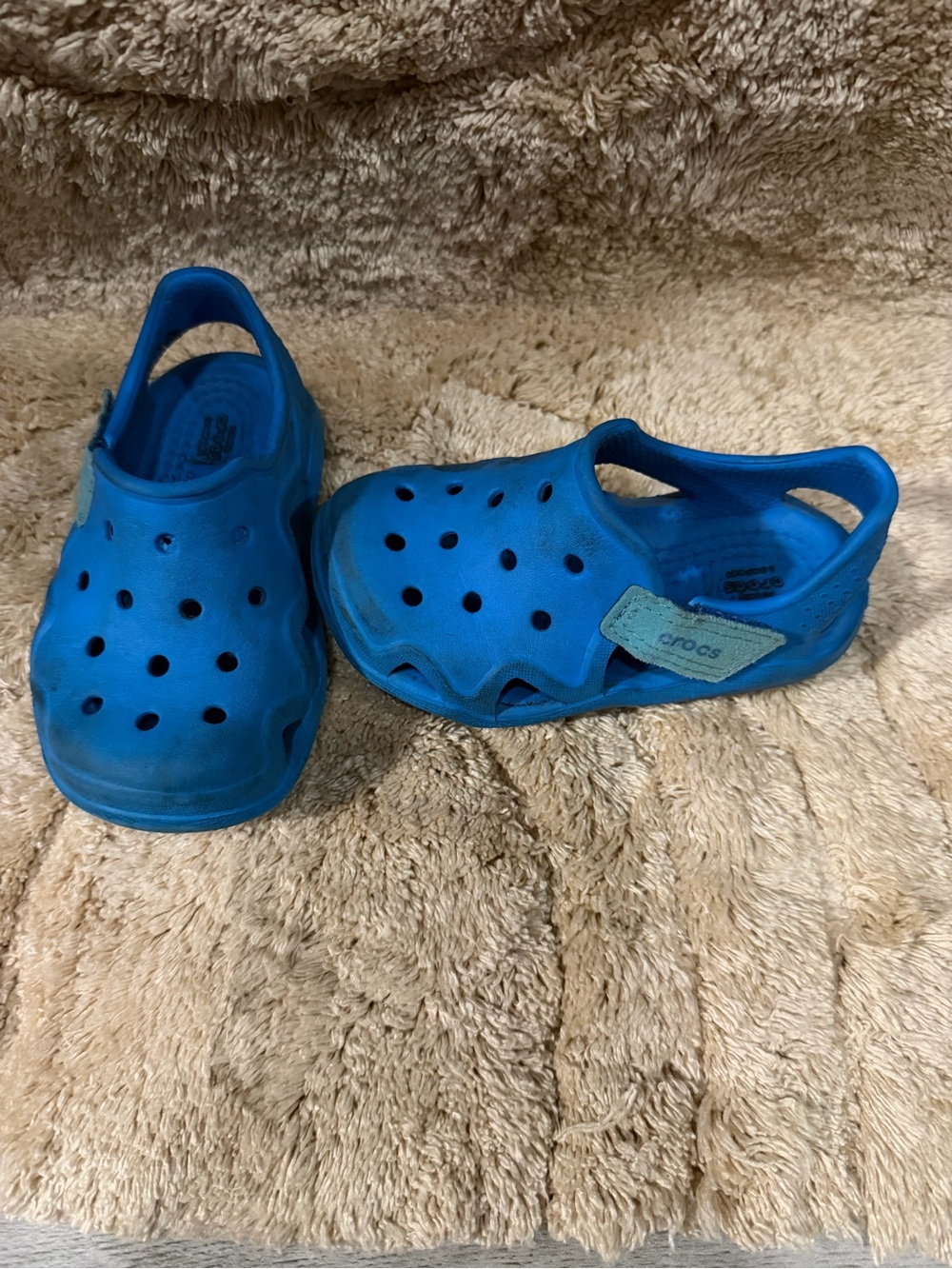 CROCS Kids Blue Vented Clog Sandals